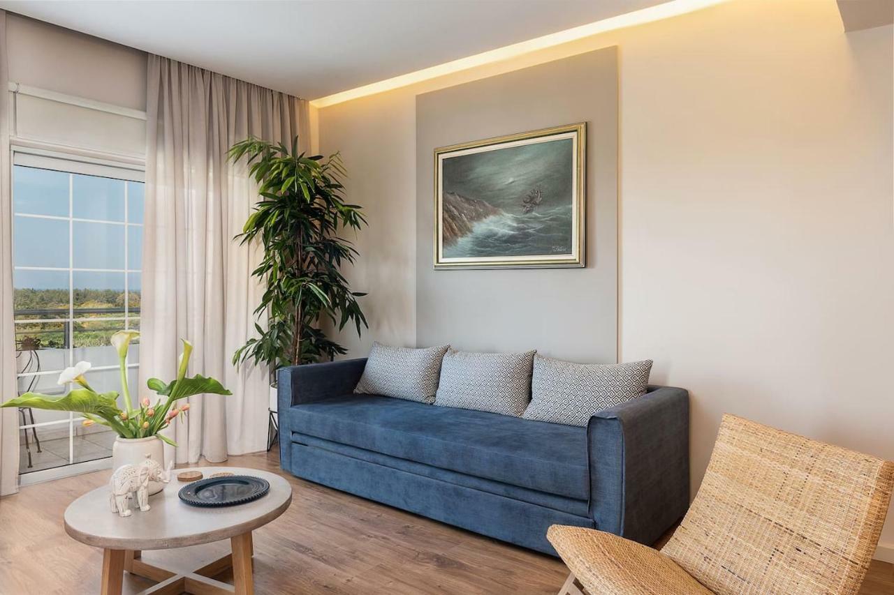 Anemone Holiday Apartment カト・ダラトソ エクステリア 写真
